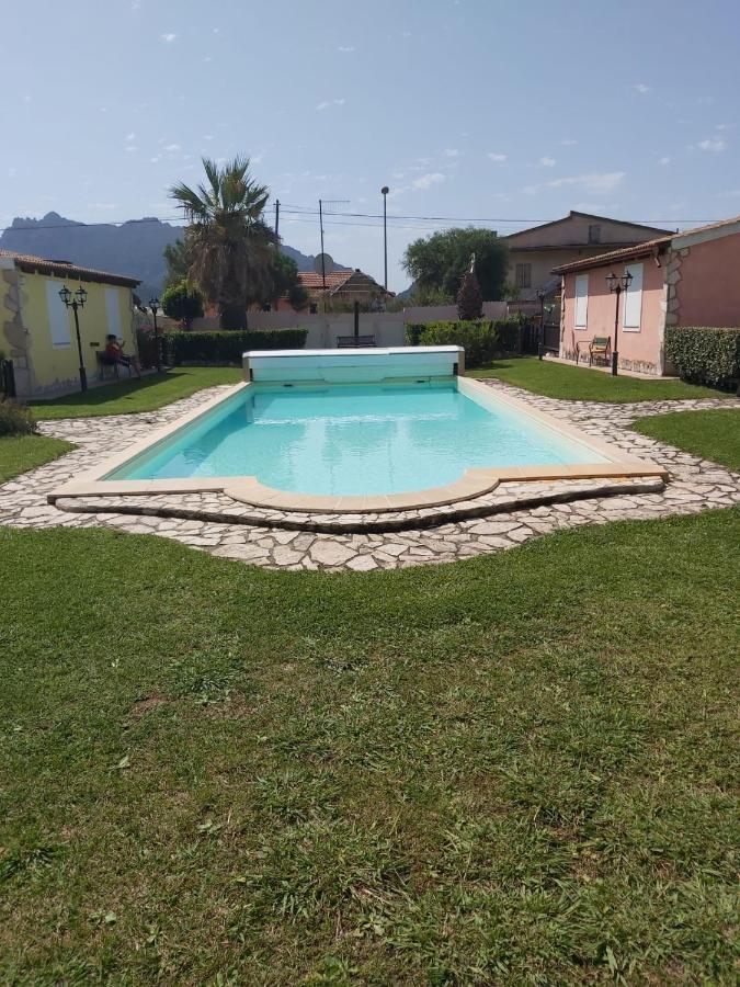 Vila Casa Dalena Lu Razzoni Exteriér fotografie